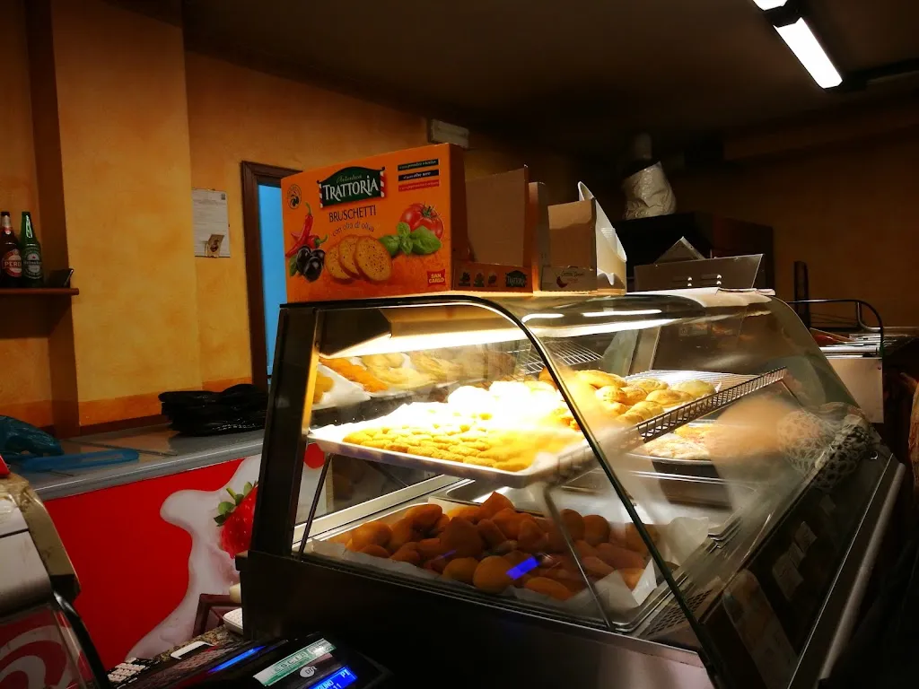 Pizzeria Il Colosseo Di Mola Giovanna_Mola di Bari_slider_image_2