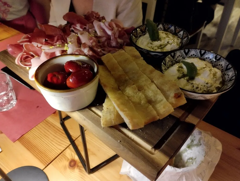 Angelo Madonna_INITALY BISTROT MONTEMURLO_Montemurlo_review