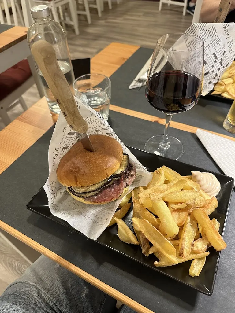 INITALY BISTROT MONTEMURLO_Montemurlo_slider_image_3