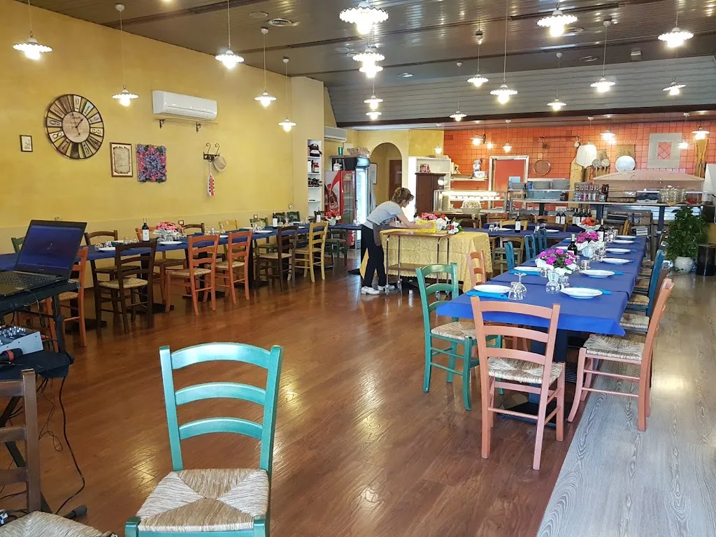 Pizzeria Il Simposio restaurant in Montemurlo