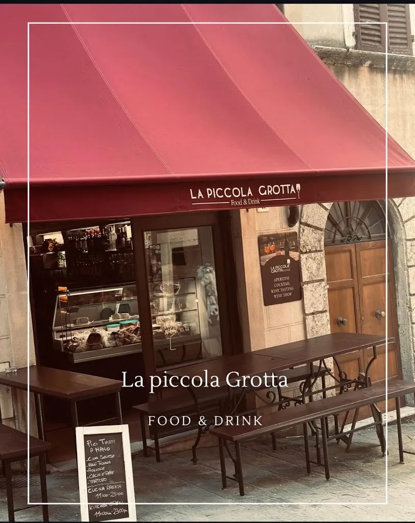 La Piccola Grotta restaurant in Montepulciano