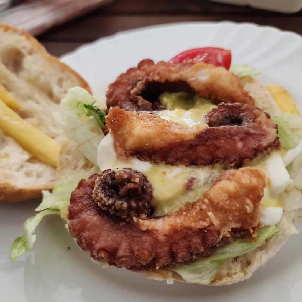 Chris Calabrese_Pescheria Friggitoria Paví_Mola di Bari_review