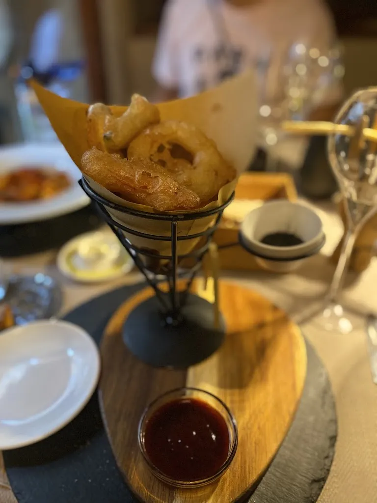 Joyce Lee_Le Logge del Vignola_Montepulciano_review