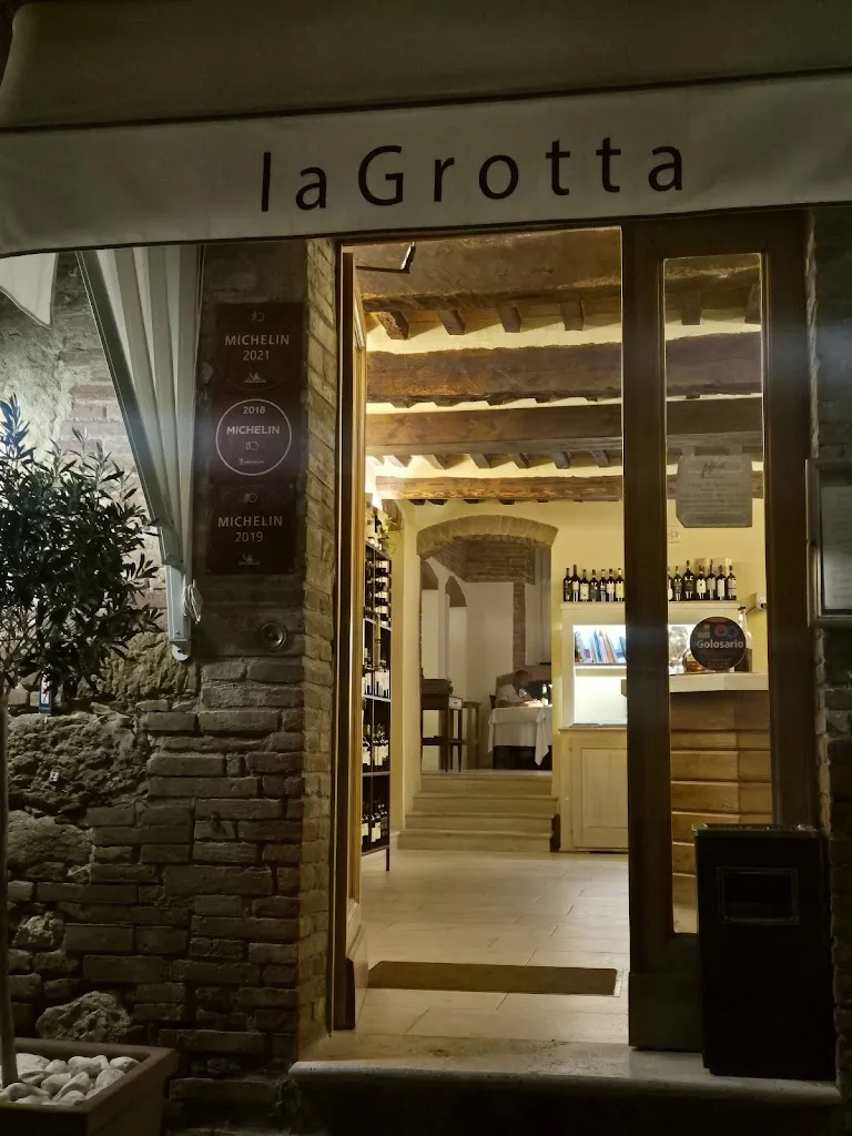 Ristorante La Grotta restaurant in Montepulciano