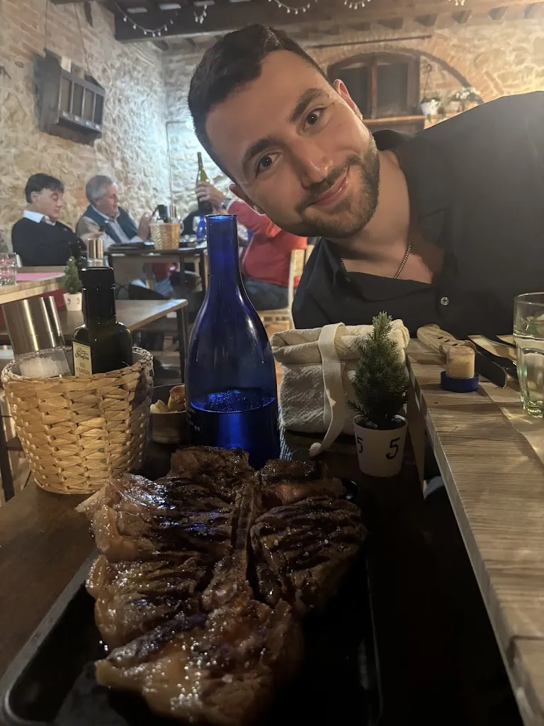 Yarden Abramowicz_Taverna di fucile_Montepulciano_review