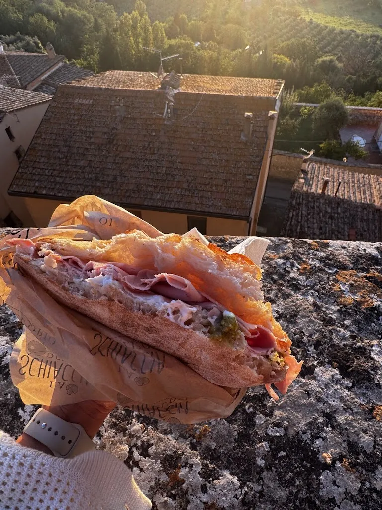 Amber Spiotti_La Schiaccia dell'Opio_Montepulciano_review