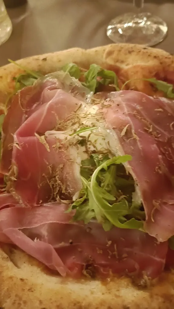 RE AL QUADRATO MONTEPULCIANO Impasti Speciali e Pizze di Ricerca anche Gluten Free_Montepulciano_slider_image_2