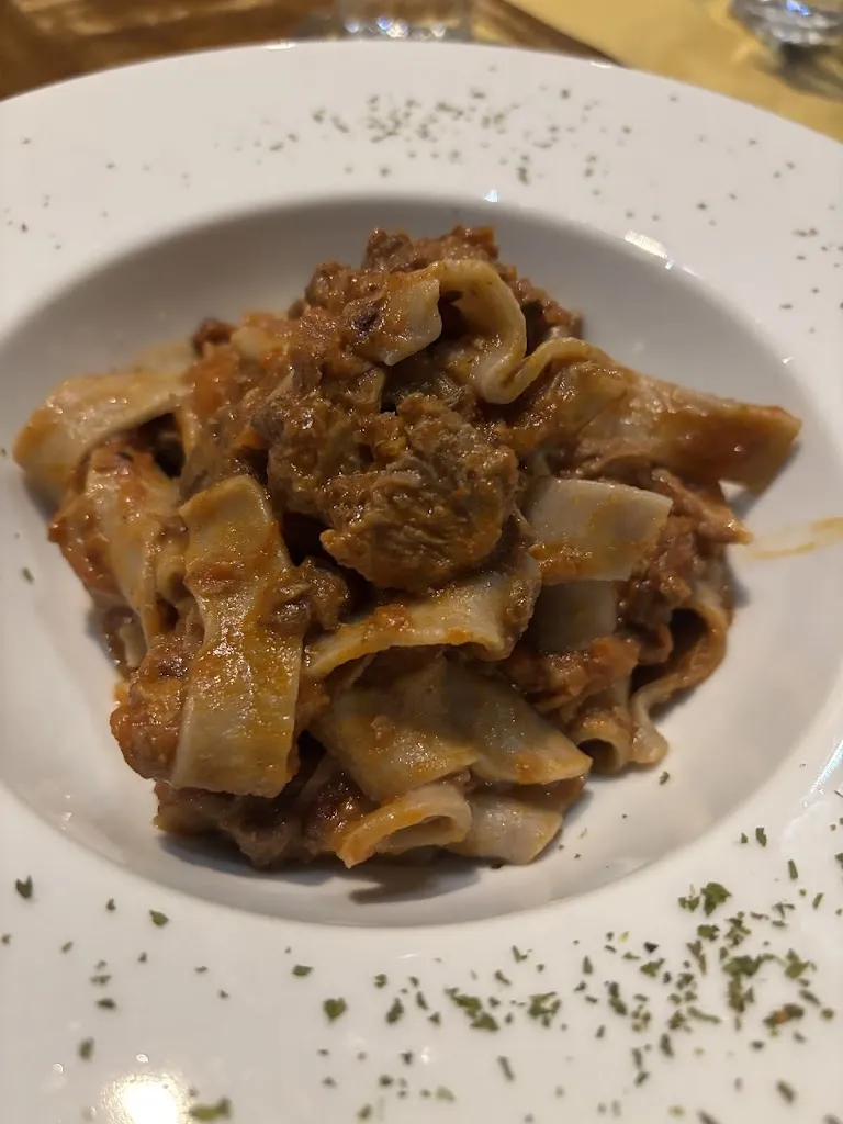 Angela Vuong_Gattavecchi Winery_Montepulciano_review