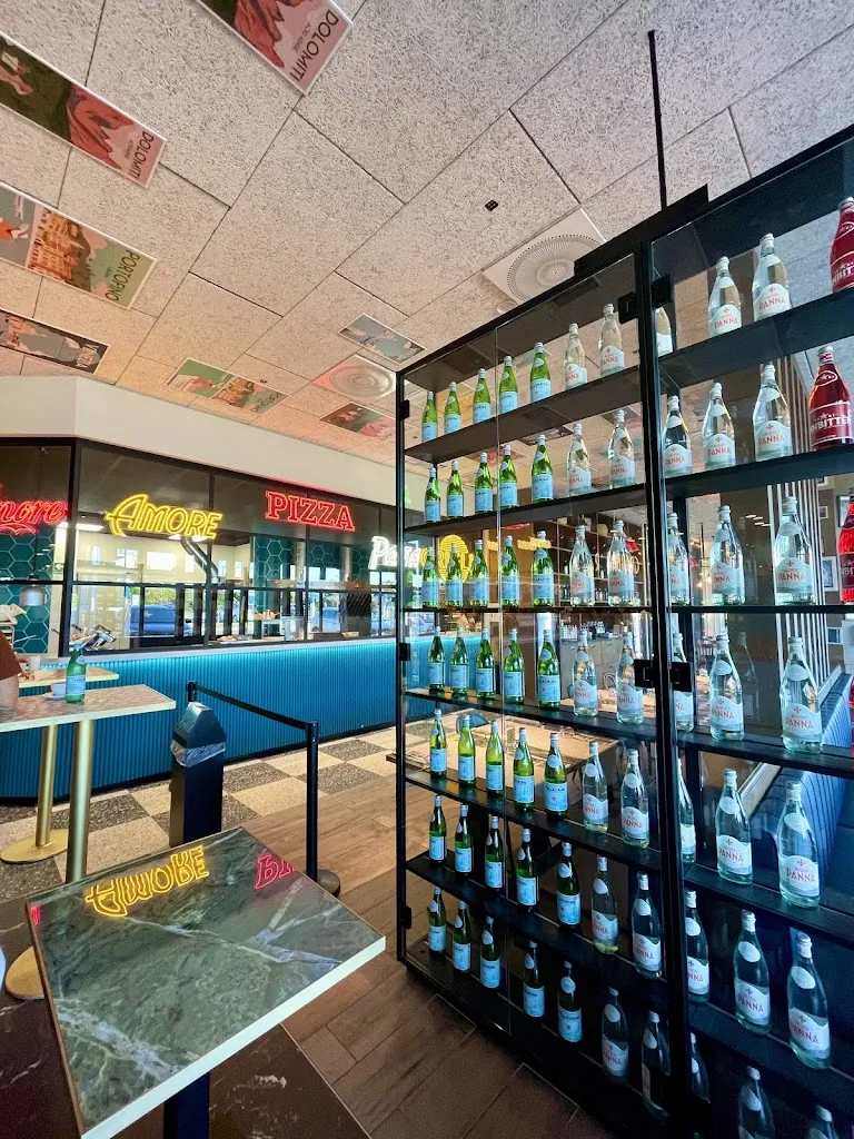 Shajo Sebastian_Autogrill Montepulciano Ovest_Montepulciano Stazione_recensione