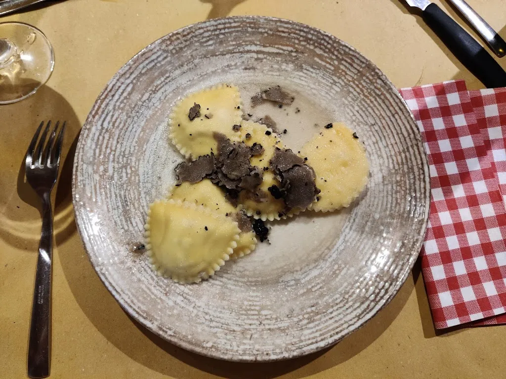 Daria tS_La Valserena Ristorante Pizzeria Braceria_Monteroni d'Arbia_review