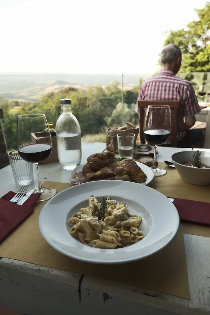 Stefano Allamano_Andirivieni Store & Bistrot_Montescudaio_review