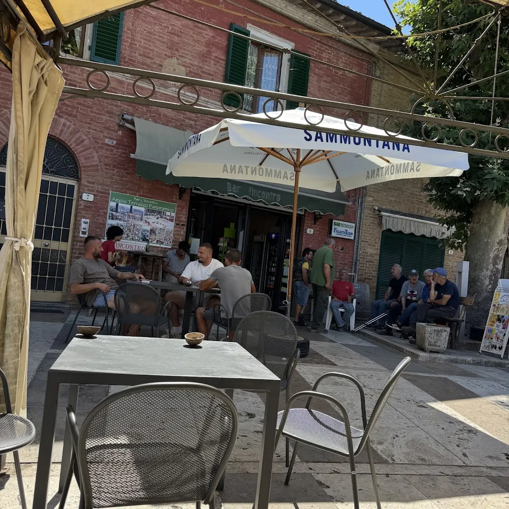 Bar Pizzeria L’Incontro restaurant in Monticiano