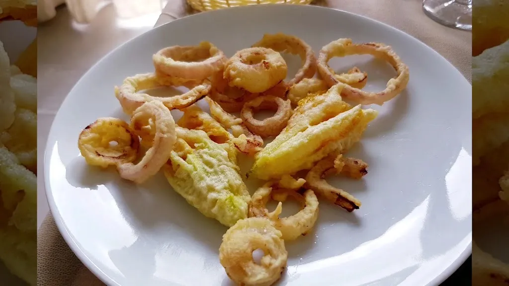 Ristorante dalla Elide_Mulazzo_slider_image_2