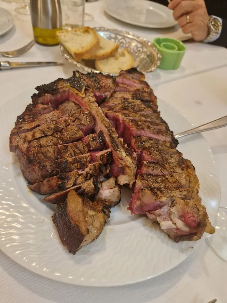 Ristorante Castellucci_Montevarchi_slider_image_3