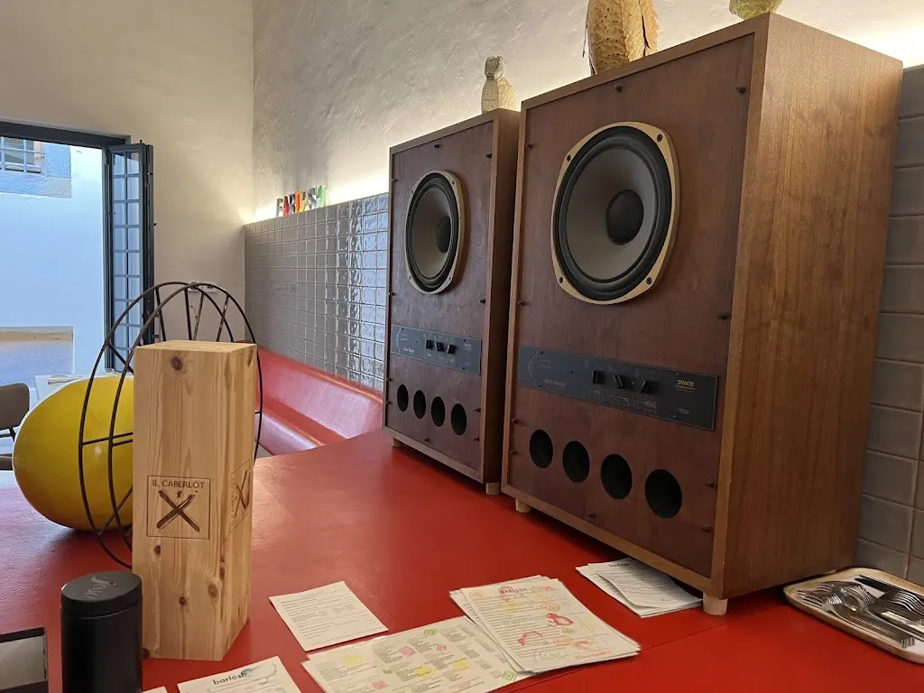 Esther Au_Barlèsh Montevarchi_Montevarchi_recensione