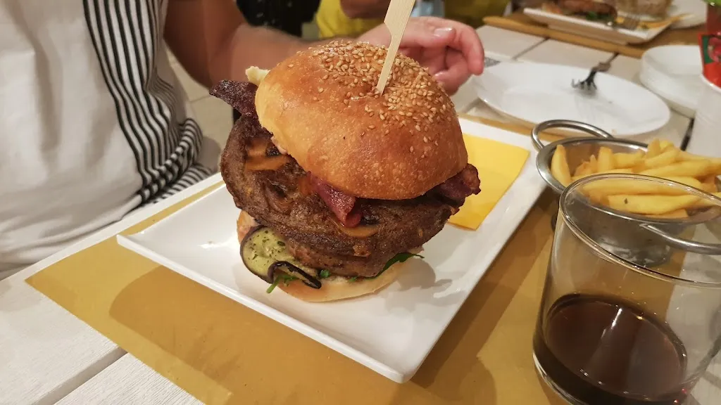 Pasquale Riefoli_Il Pirata_Mola di Bari_recensione