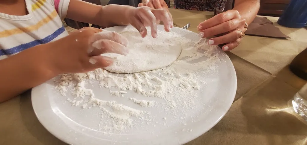 G. Alberotanza_Antica Guglielmi Pizzeria_Mola di Bari_review