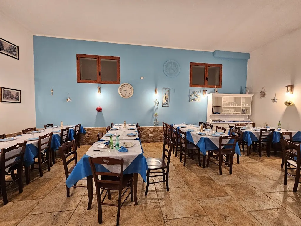 Antica Guglielmi Pizzeria restaurant in Mola di Bari