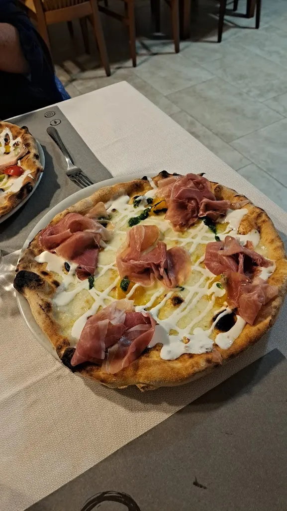 Menu_Pizzeria Ristorante l'Angela_Montignoso_image_5