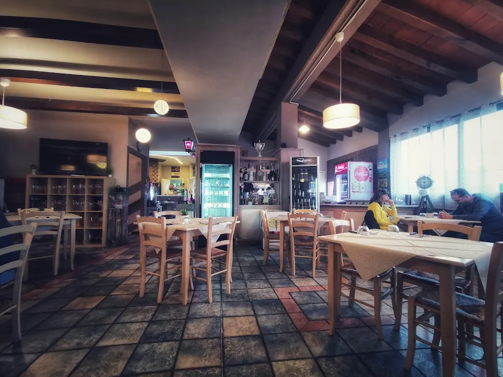 Il Glicine d'Oro restaurant in Pallerone