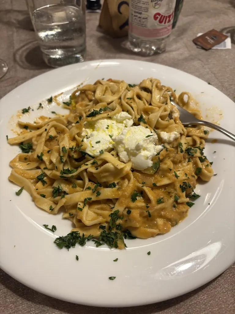 La Fonte Ristorante Pizzeria_Pescaglia_slider_image_2