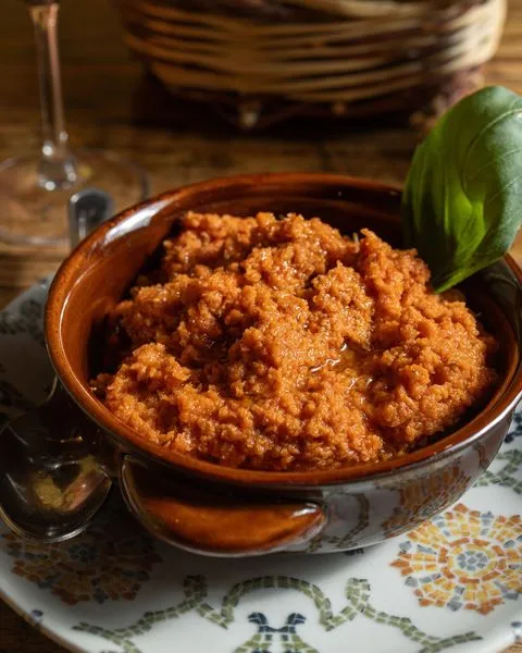 Vinandro Vino e Desco Molle_Pian di Mugnone_slider_image_3