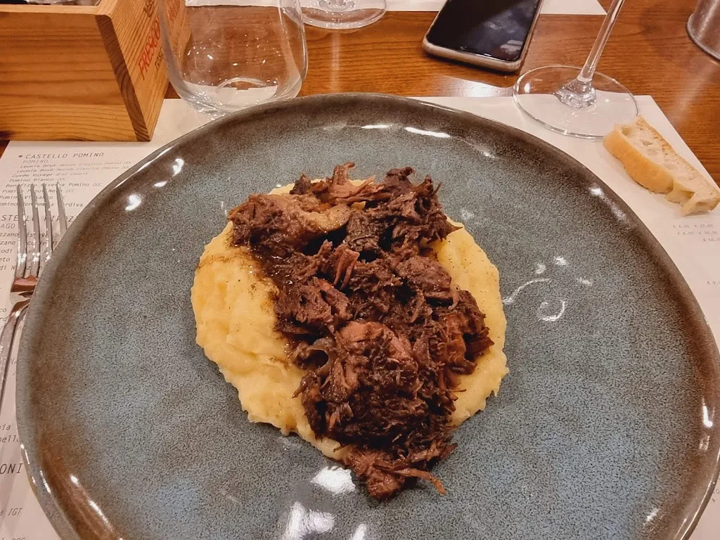 Oana _Enoteca Il Quartino di Marchesi Frescobaldi_Pelago_review