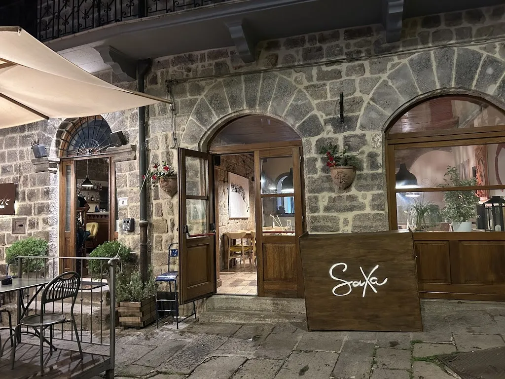 Saxa Enoteca Contemporanea_Piancastagnaio_slider_image_3