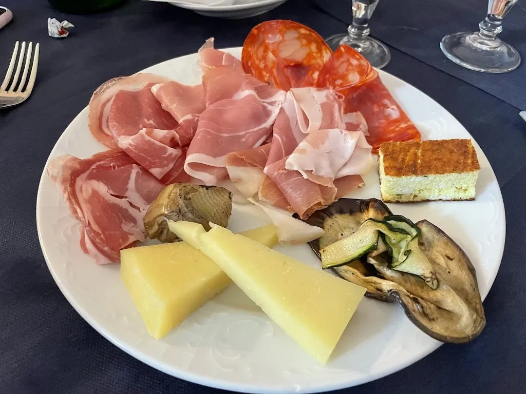 La Rocca - Ristorante, bar, pizzeria_Monte Sant'Angelo_slider_image_3