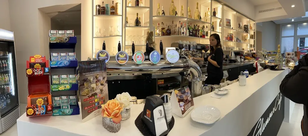 Kairà Giovannini_Glamour Cafe_Piazza al Serchio-San Michele_review