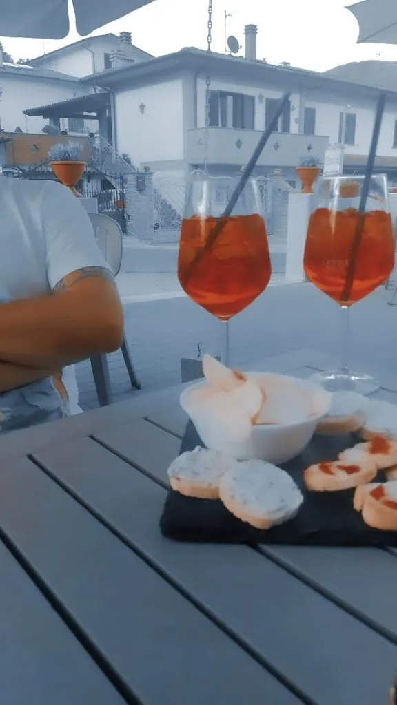 Veronica Susini_Glamour Cafe_Piazza al Serchio-San Michele_review