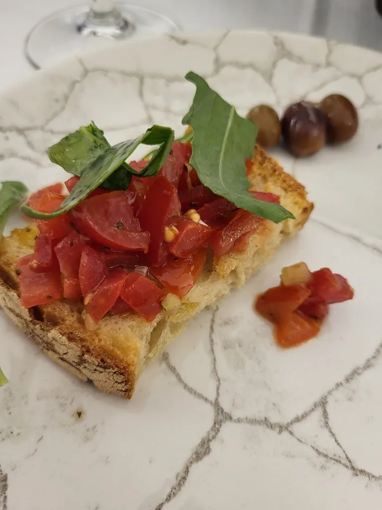 Samsunshine Levy_Medioevo_Monte Sant'Angelo_review