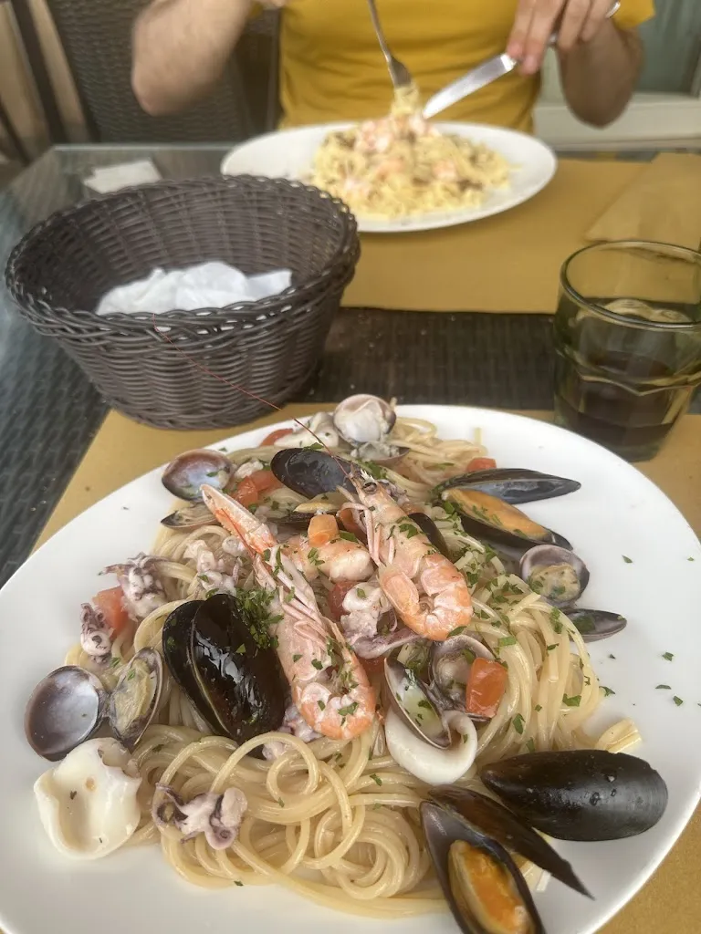 zahra eftekhar_Grastronomia ristorante La Mariposa_Pietrasanta_review