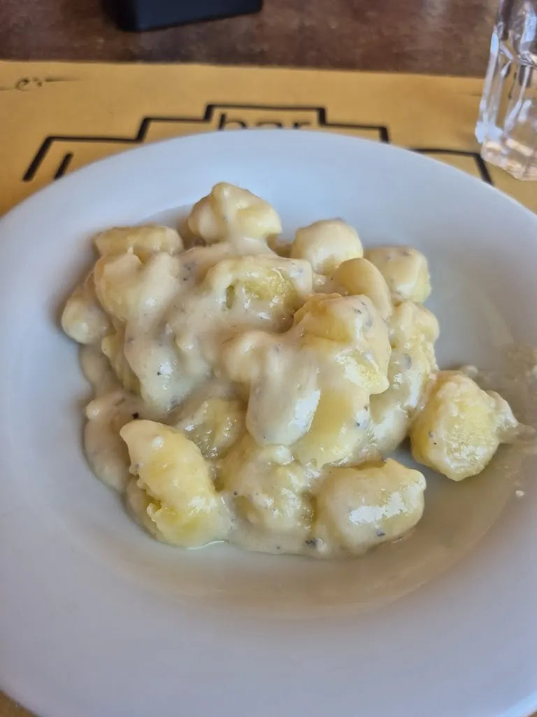 シNoah_Bar La Terrazza_Peccioli_review