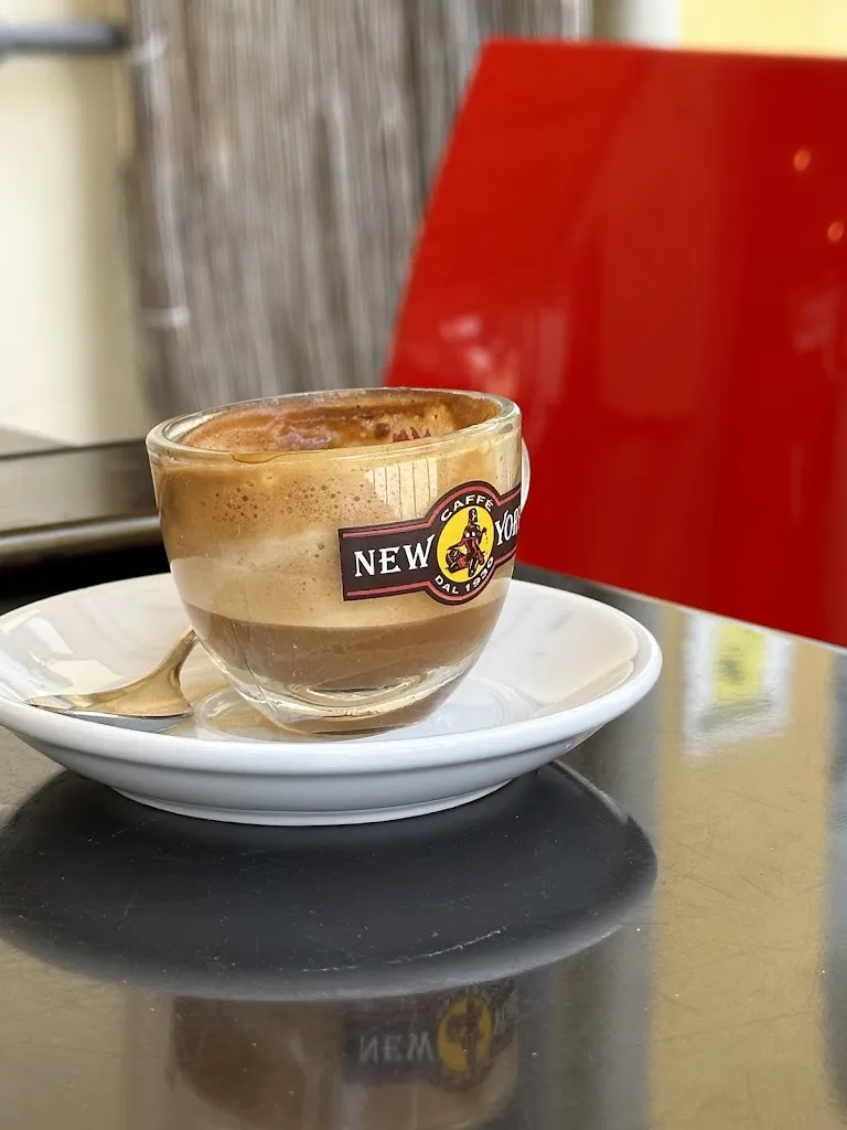 Uwe Eßer_Casiero By Bar La Gattona_Peccioli_recensione