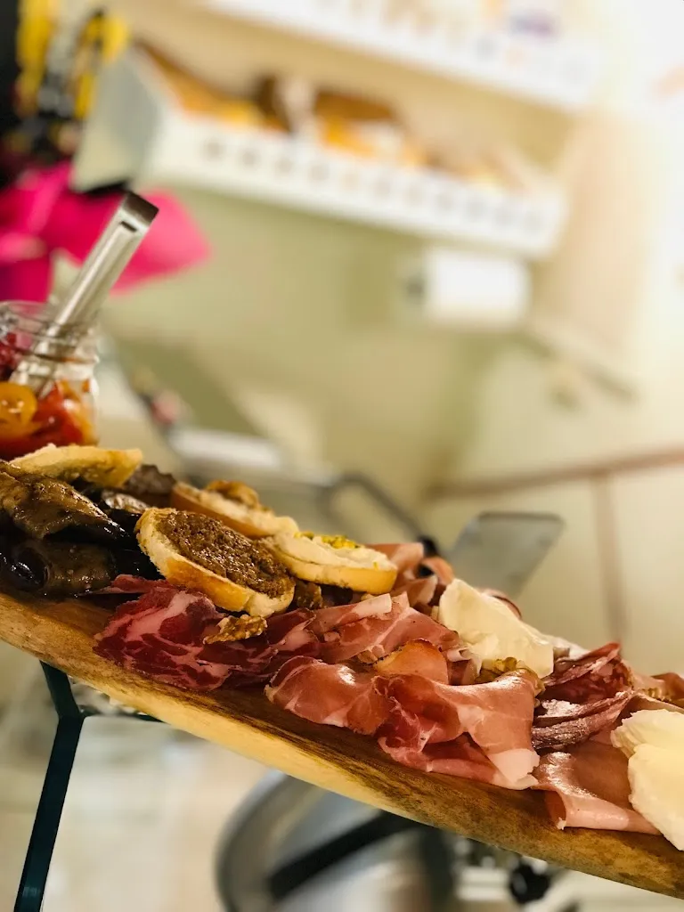 Casiero By Bar La Gattona_Peccioli_slider_image_3