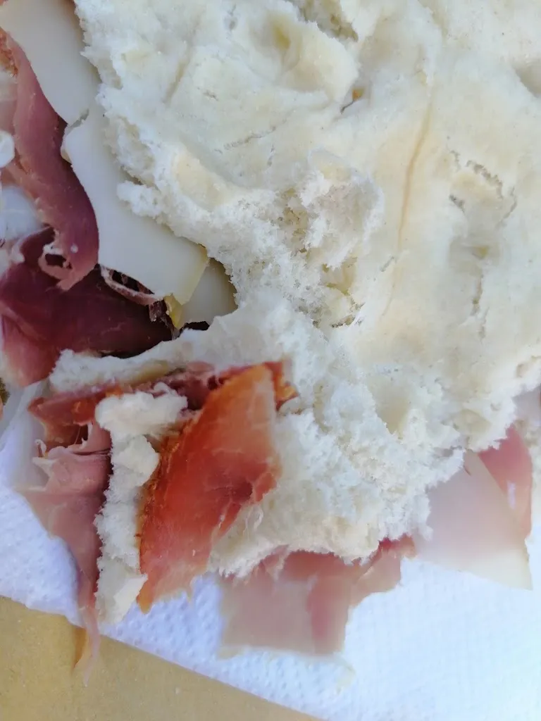 Rebecca Lenzi_Il Grano E L'Uva_Peccioli_recensione