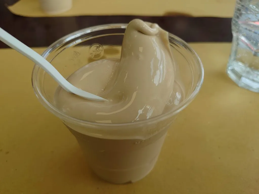 Samuel Leung_Bar Le Piscine_Peccioli_review