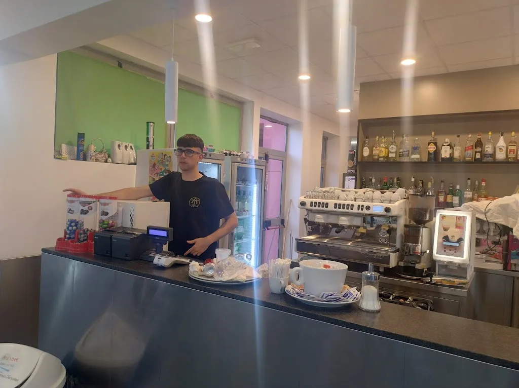 Miro Tocci_Bar Le Piscine_Peccioli_review