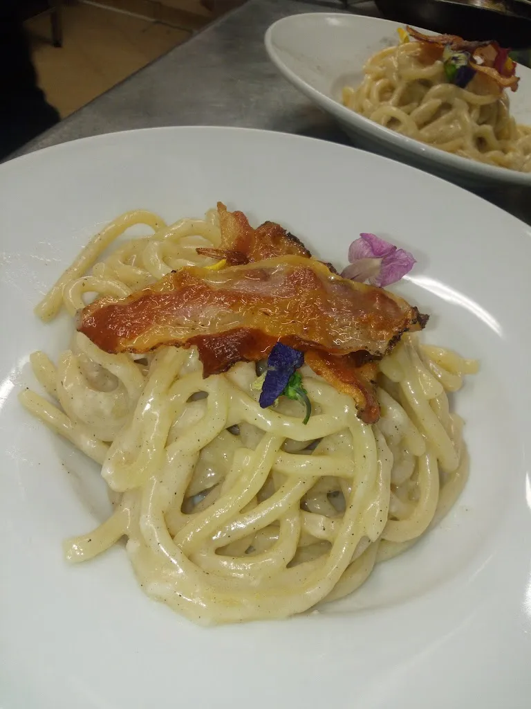 Ristorante Tora Tora_Pisa_slider_image_3