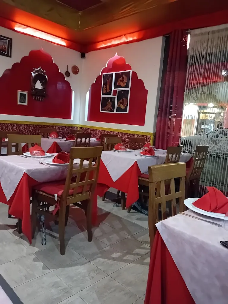 Gandhi Indian Restaurant Pisa_Pisa_slider_image_3