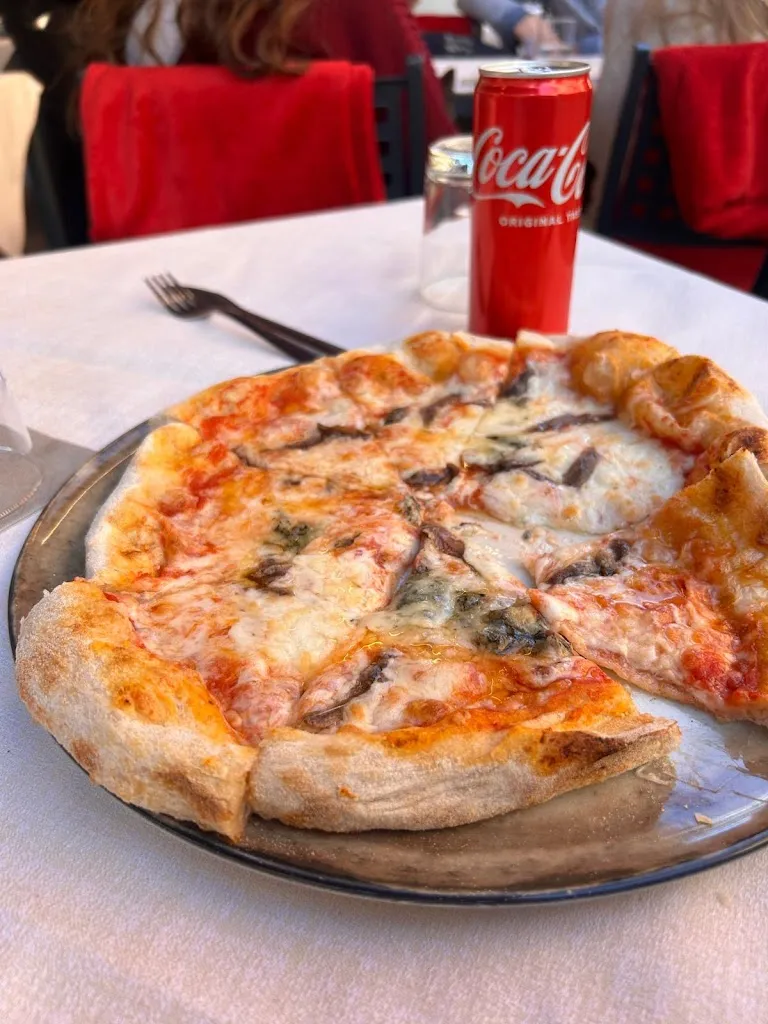 Abigail Dean_La lanterna Ristorante Pizzeria_Pisa_review