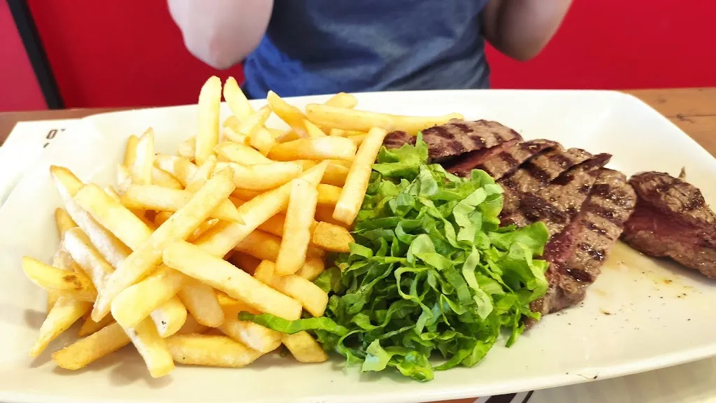 Ka Rol_Bullitt Drink&Food_Piombino_review