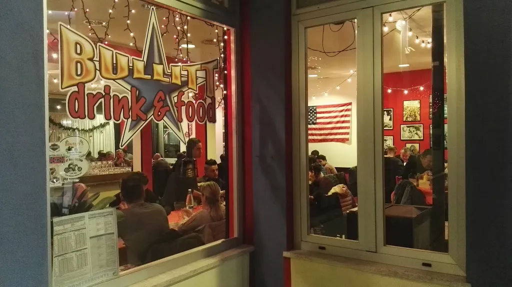 Bullitt Drink&Food restaurant in Piombino