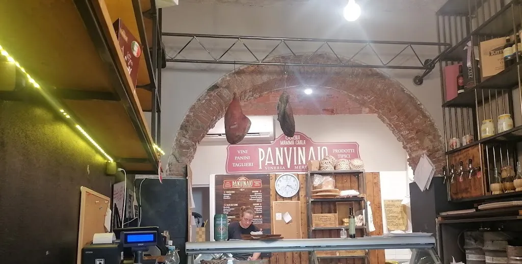 PanVinaio restaurant in Piombino
