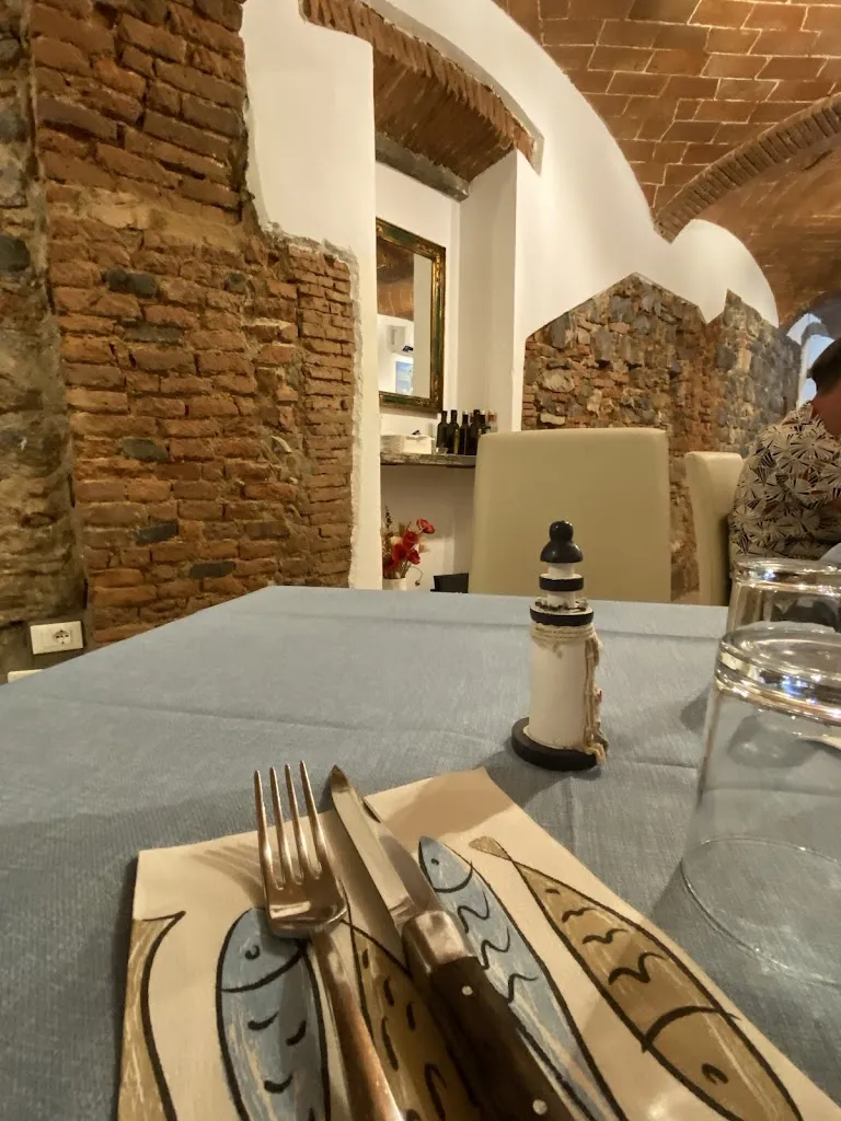 Ristorante La discesa restaurant in Piombino
