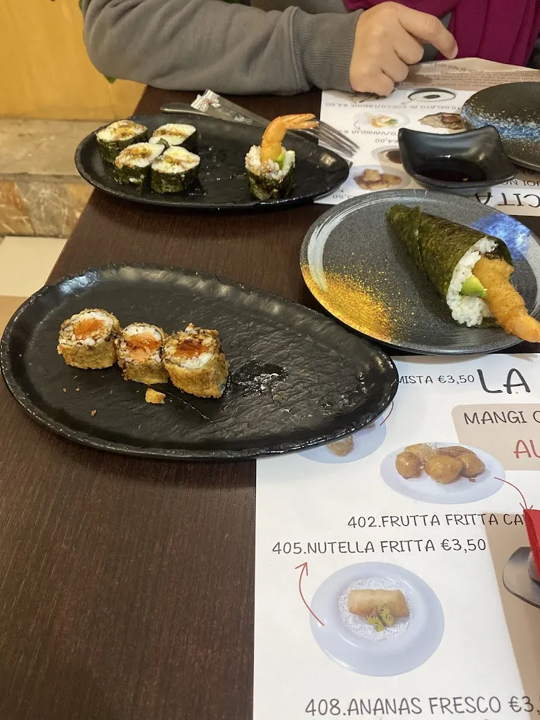 Mahmoud Khaled_La Felicità_Piombino_review