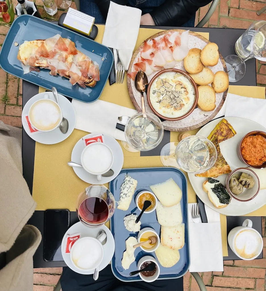 Andrei Hanganu_Piano B_Pienza_review