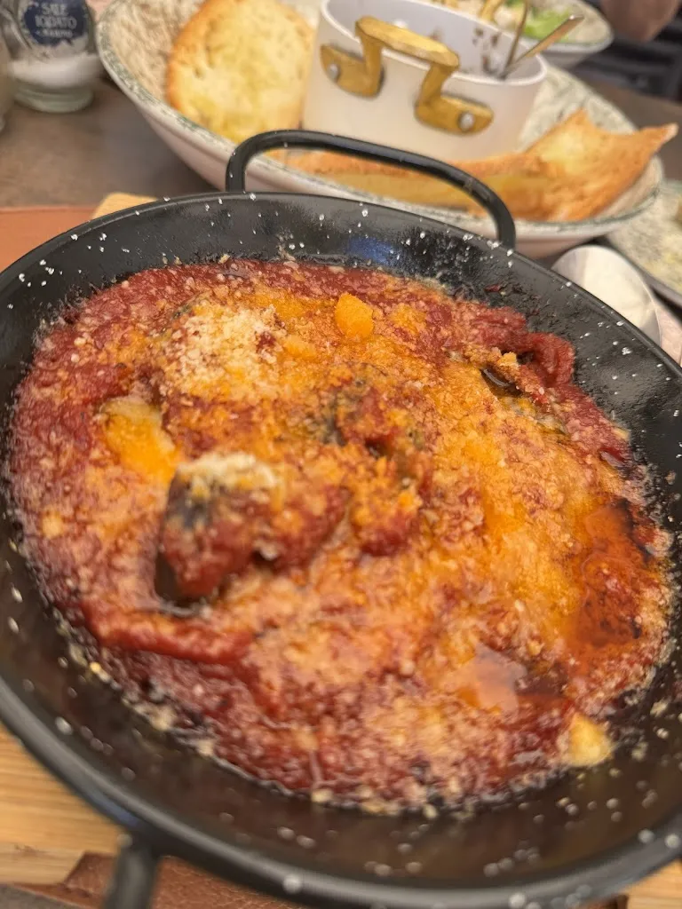 Viktor Jegesi_Sperone Nudo_Pienza_recensione