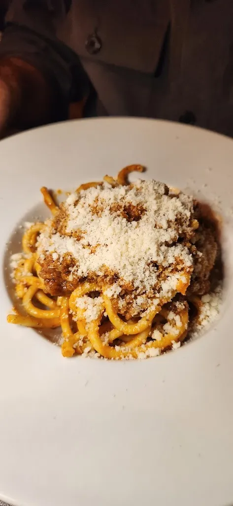 Danielle Flávia_Sperone Nudo_Pienza_recensione